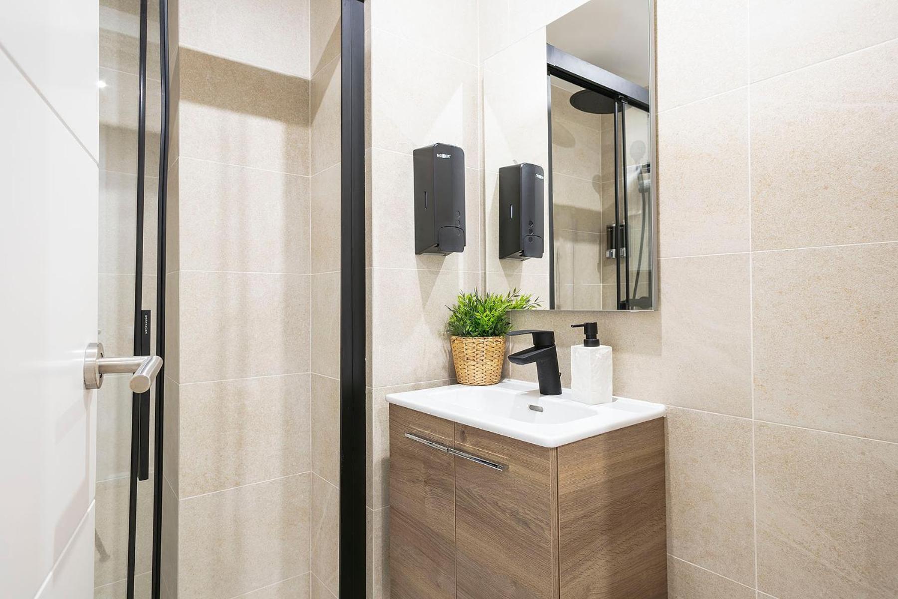 Apartamento Your Home- Camp Nou 1 *